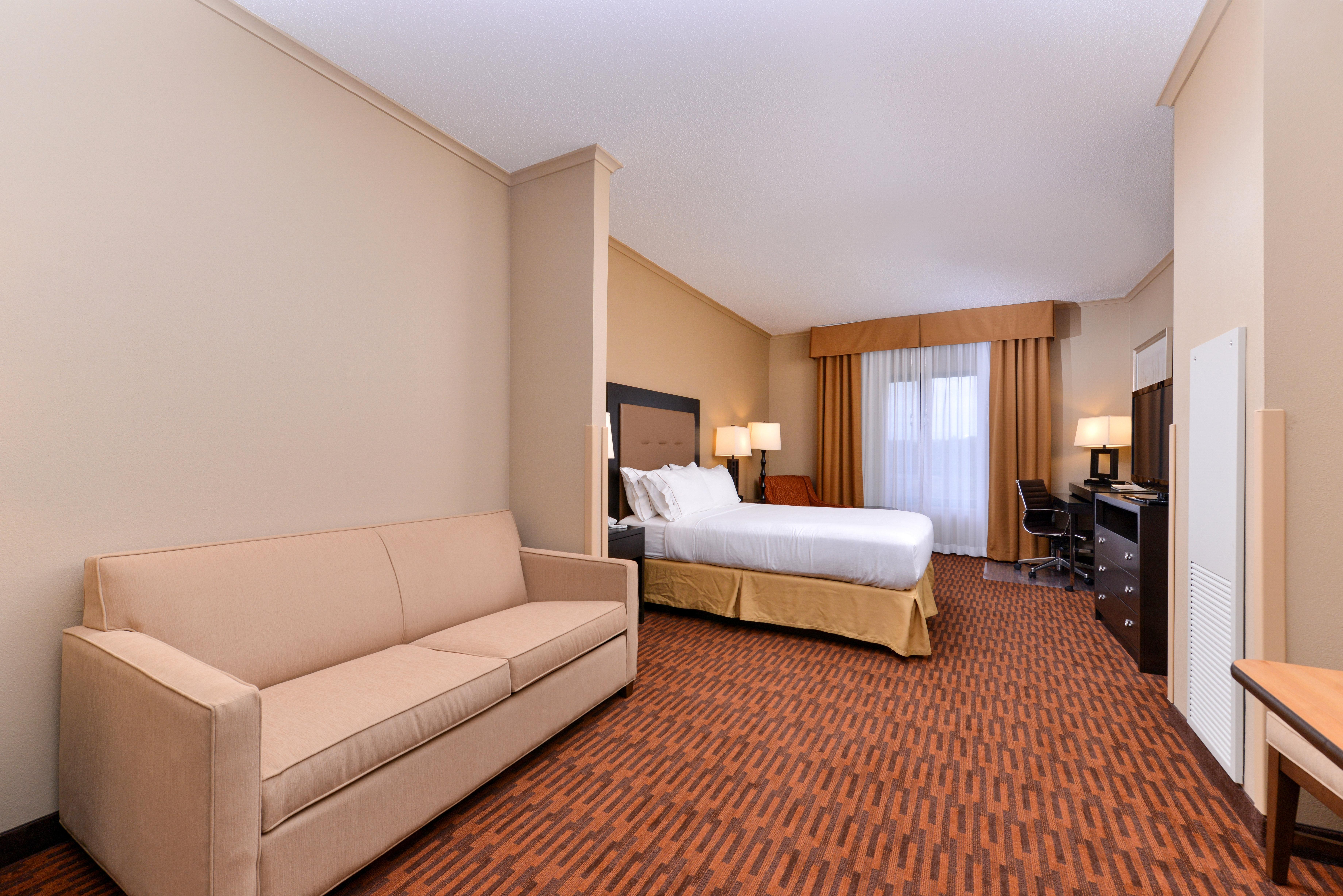 Holiday Inn Express Breezewood By Ihg Bagian luar foto