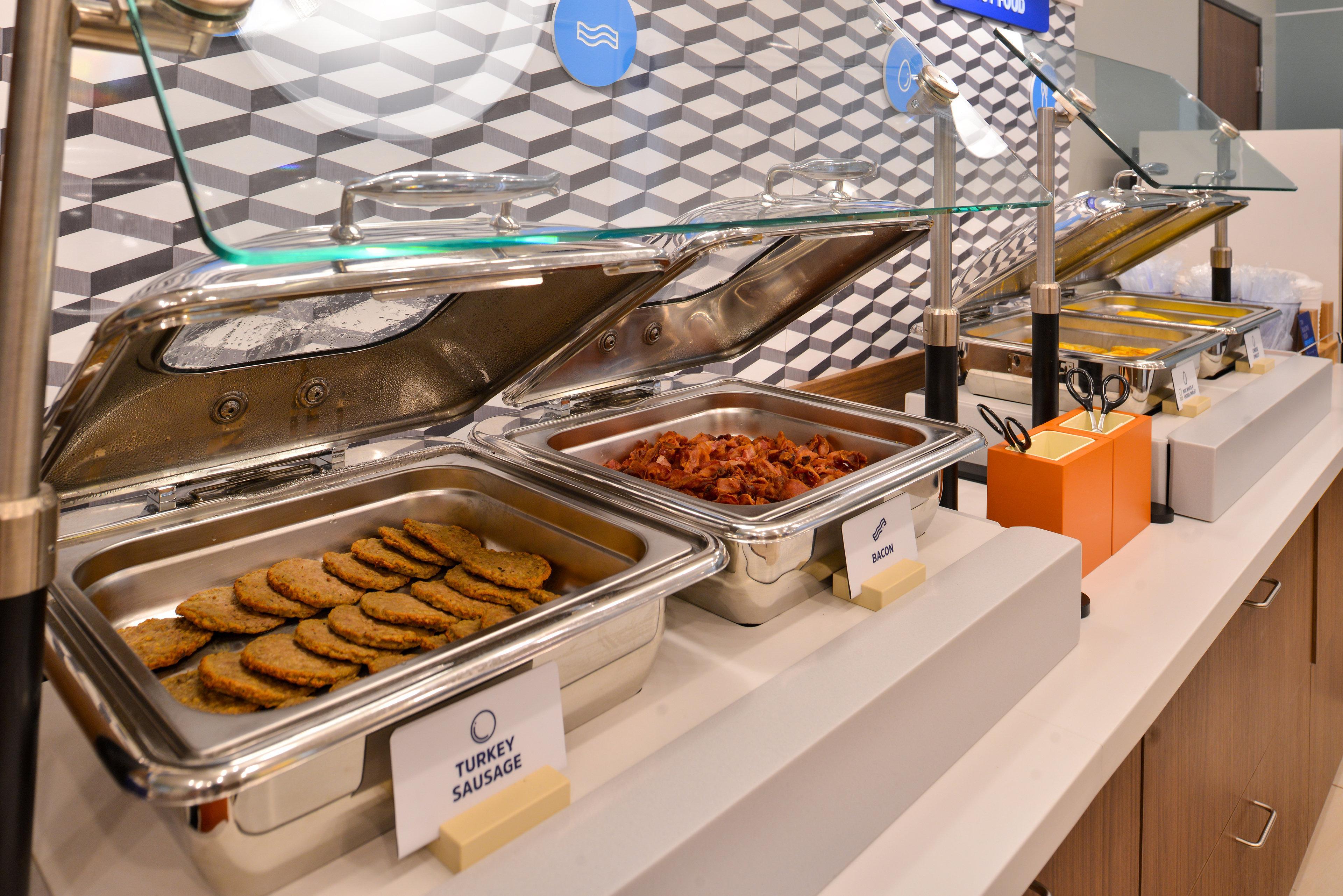 Holiday Inn Express Breezewood By Ihg Bagian luar foto