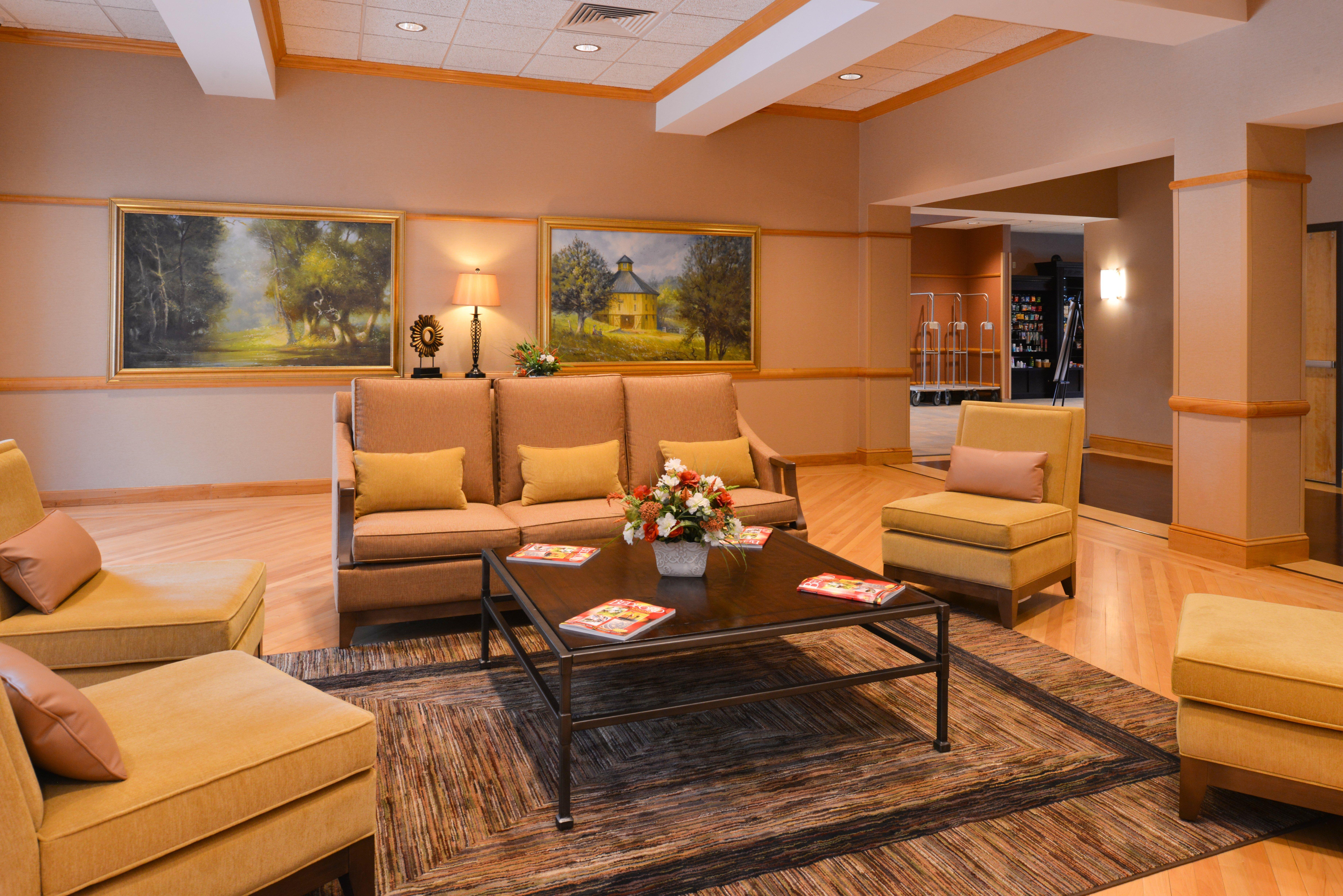 Holiday Inn Express Breezewood By Ihg Bagian luar foto