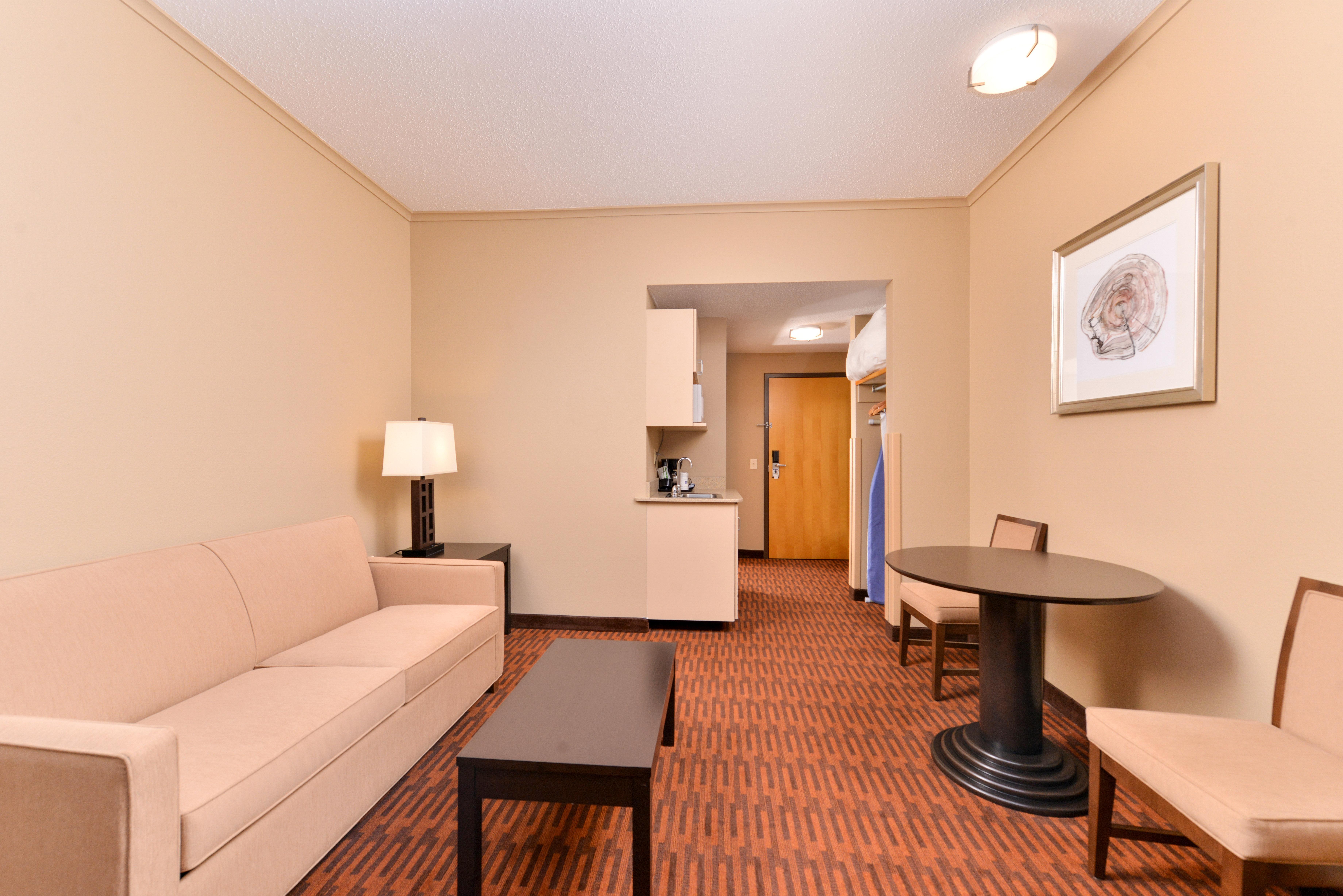 Holiday Inn Express Breezewood By Ihg Bagian luar foto