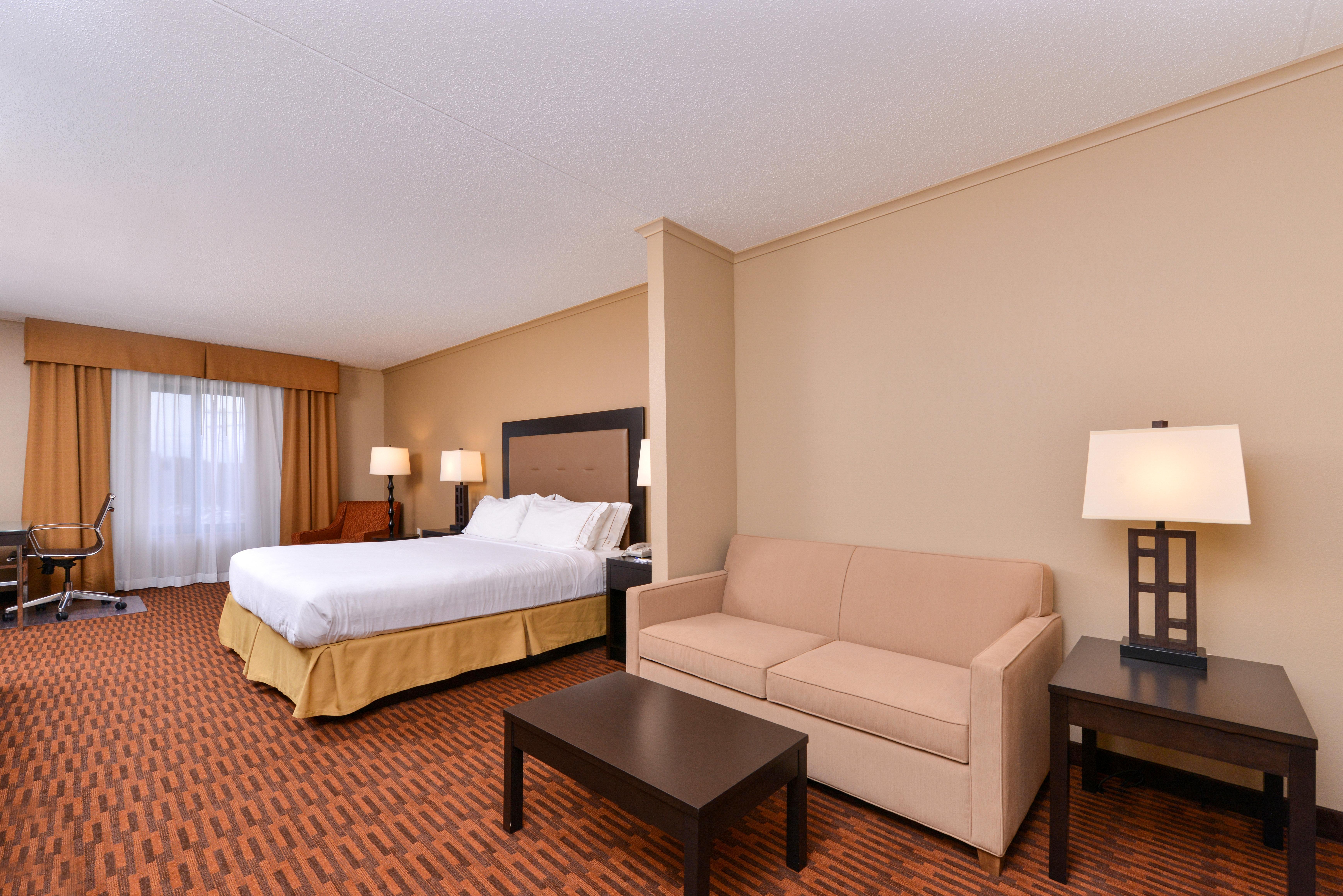 Holiday Inn Express Breezewood By Ihg Bagian luar foto