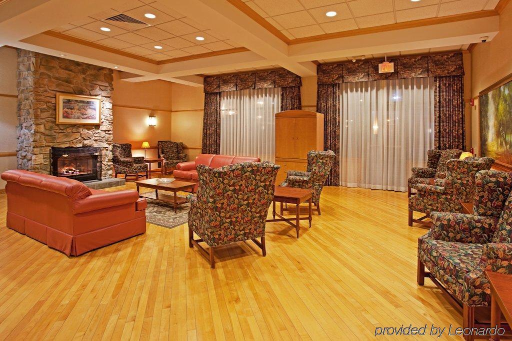 Holiday Inn Express Breezewood By Ihg Ruang foto